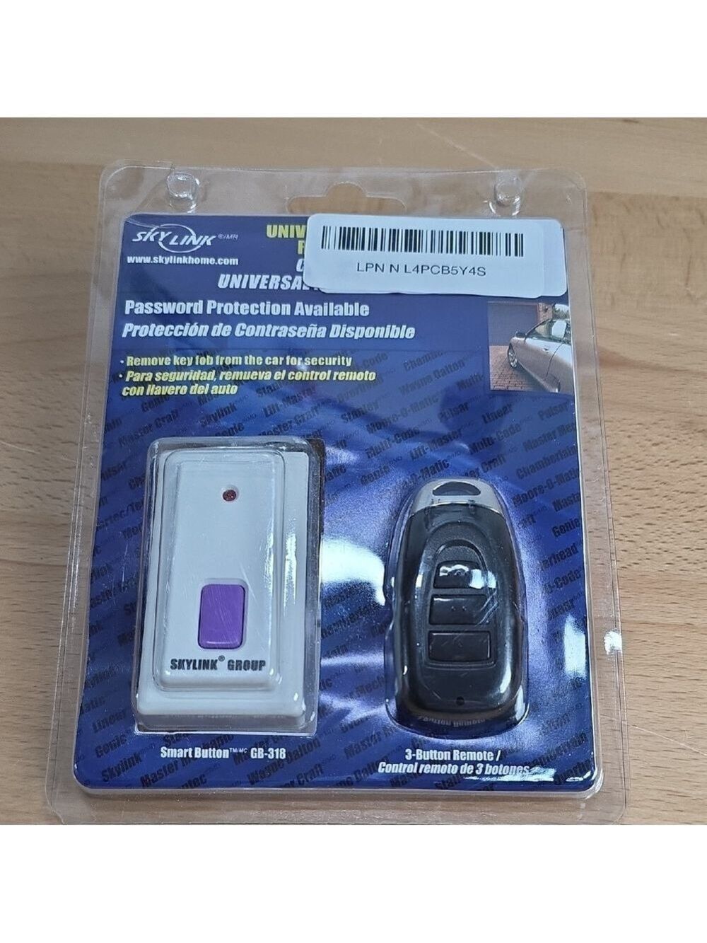 SKU# EB3005 Skylink Universal Remote and Smart Button Set